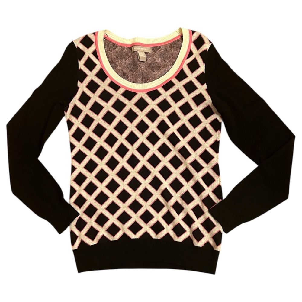 Banana Republic Black Sweater with Pink & White Diamond Women’s Size Small